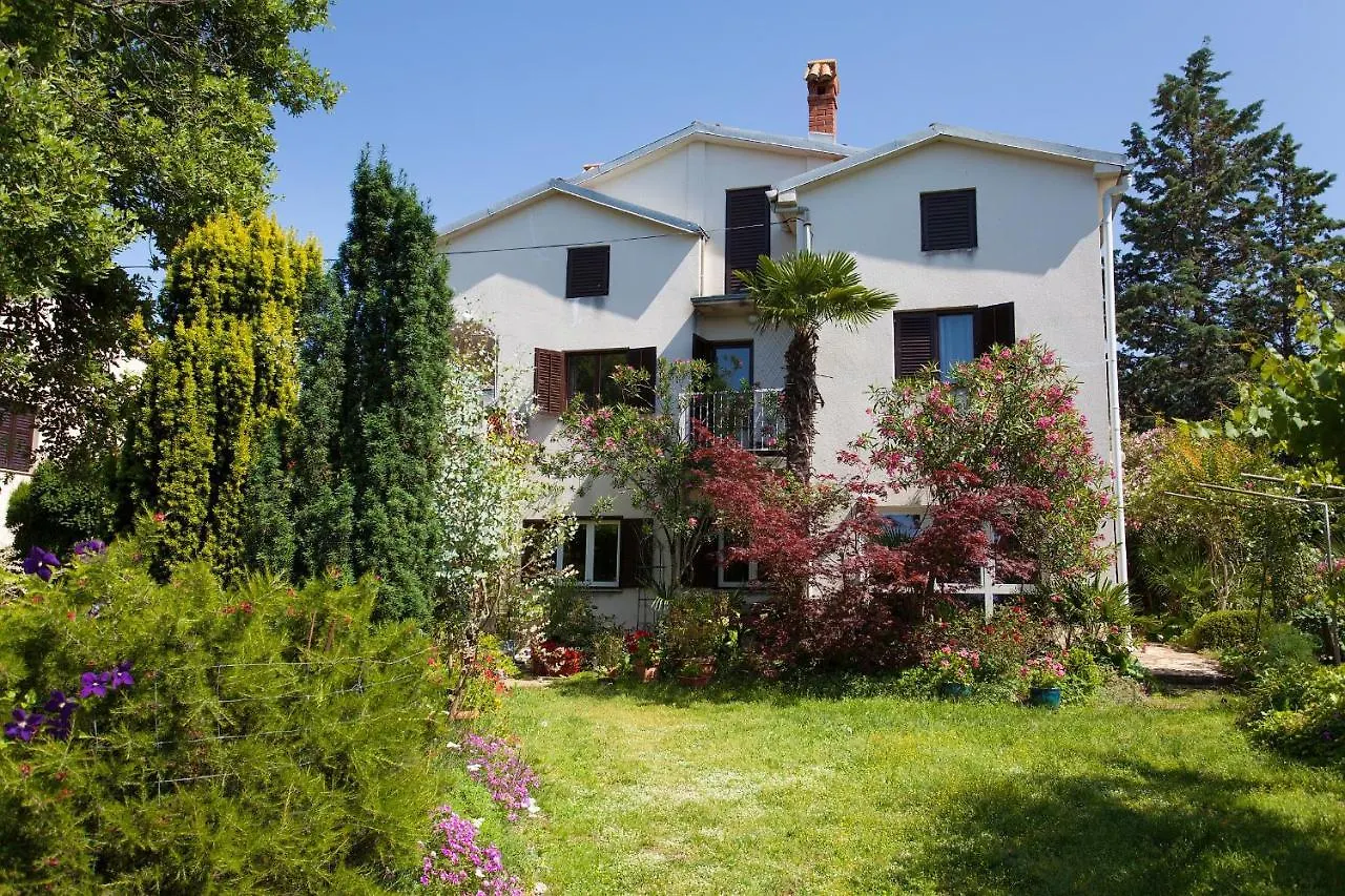 Apartment Du Malinska