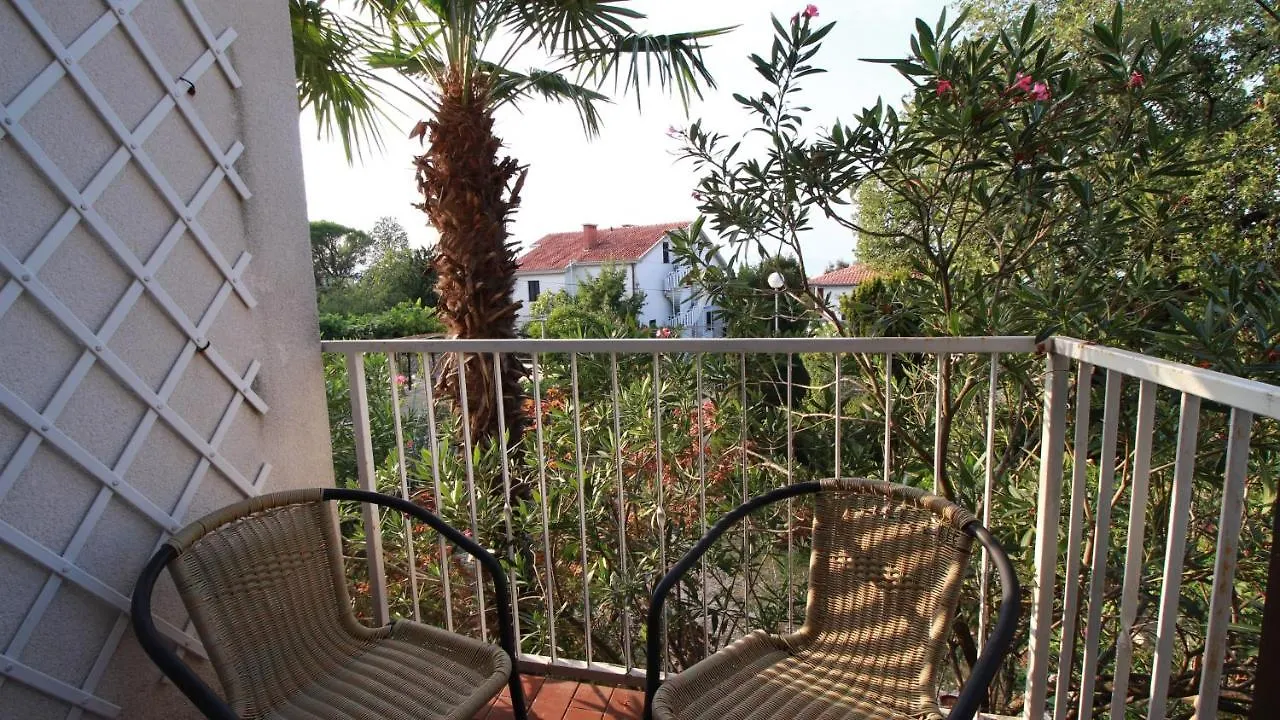 Apartment Du Malinska Croatia